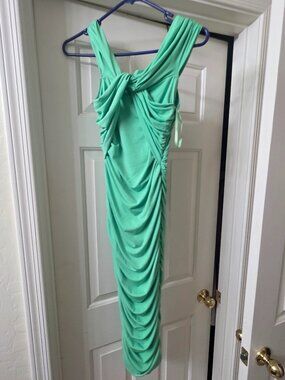 NWT Size Small Here Comes The Sun/Hello Molly Green Dress